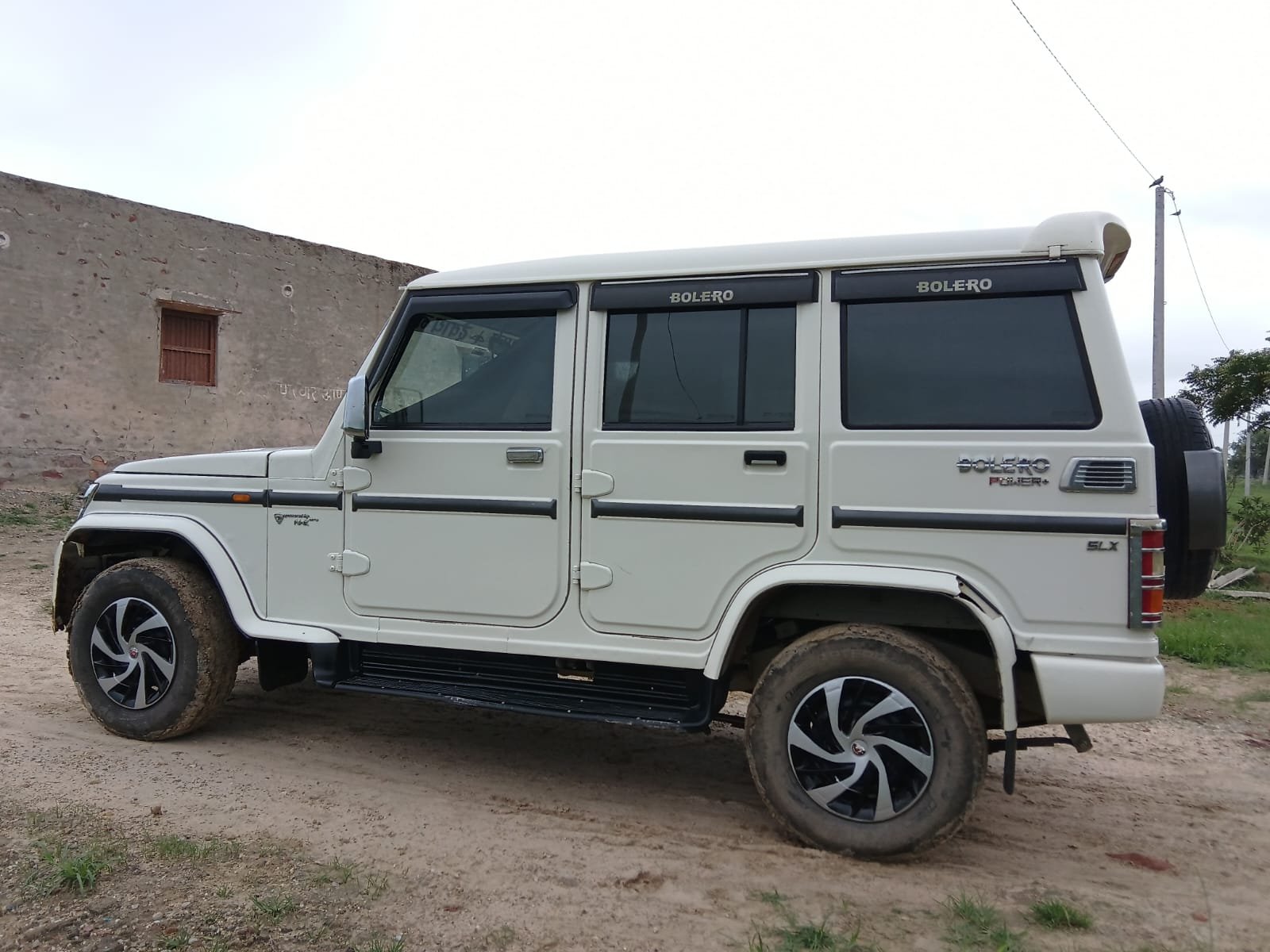 Front Right View